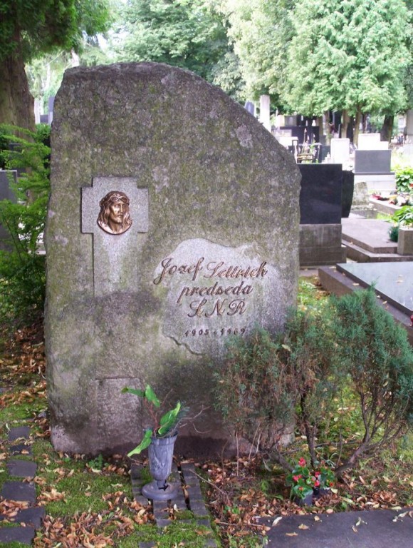 Lettrichov hrob na Martinskom cintoríne
